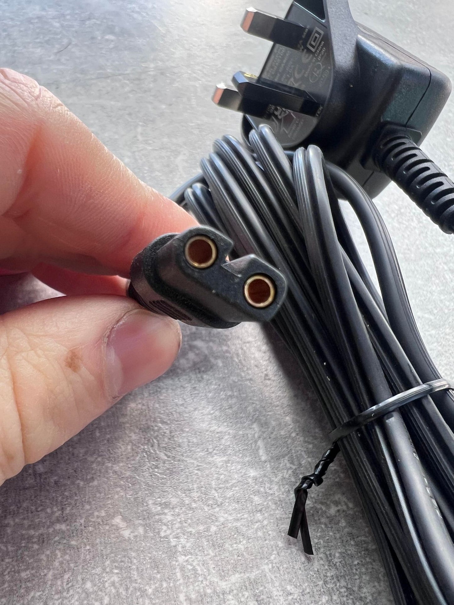 Babyliss PRO - charging cables