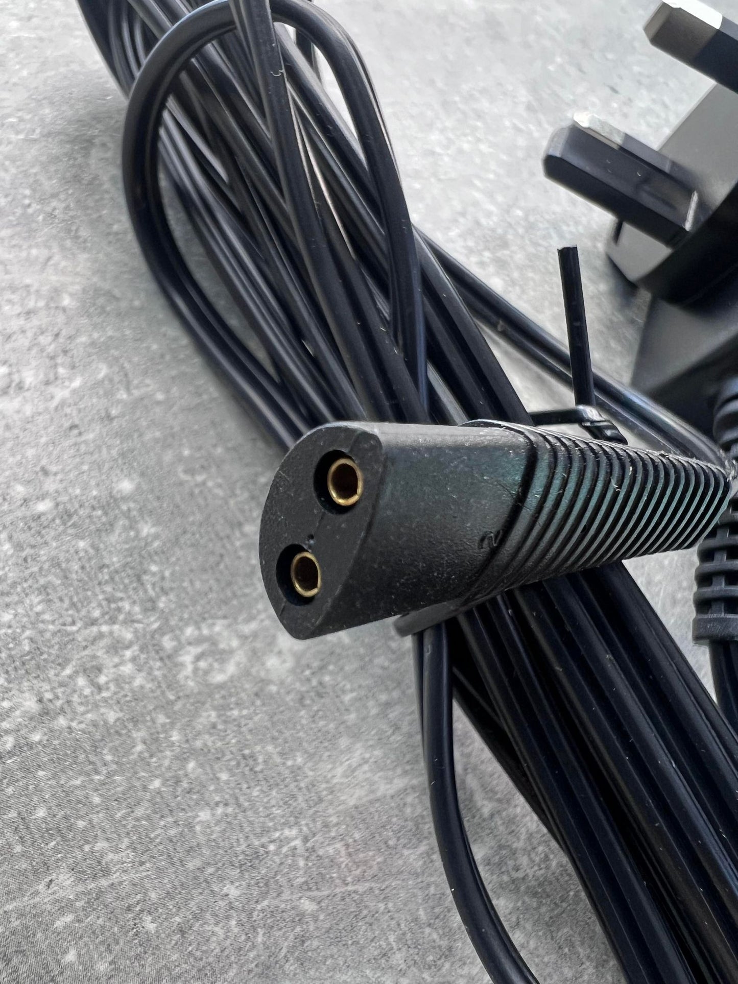 Babyliss PRO - charging cables