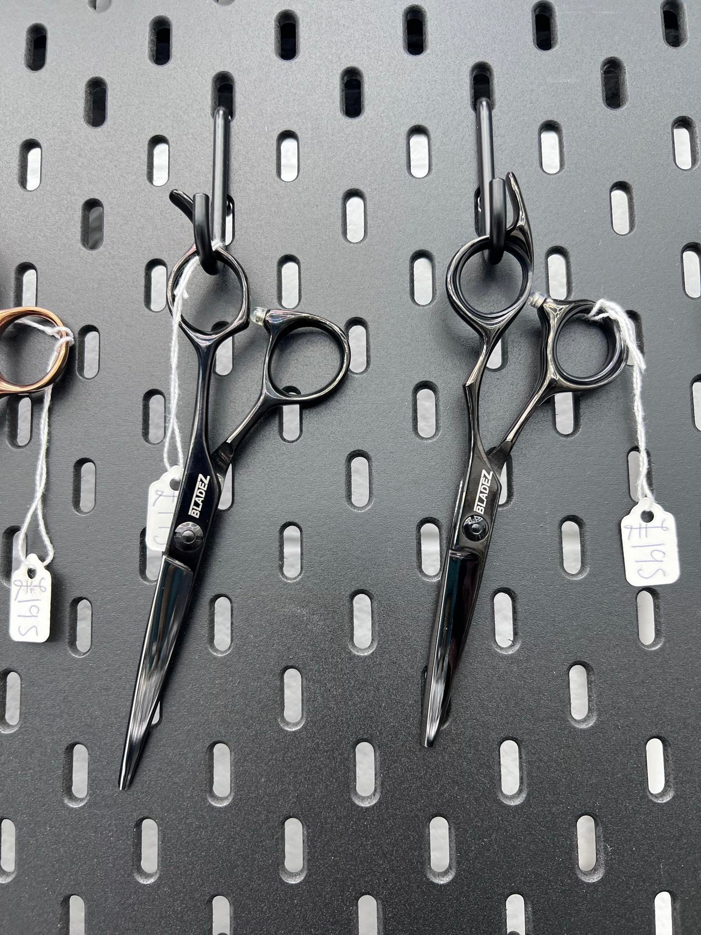 Bladez Eagle scissor - BLACK