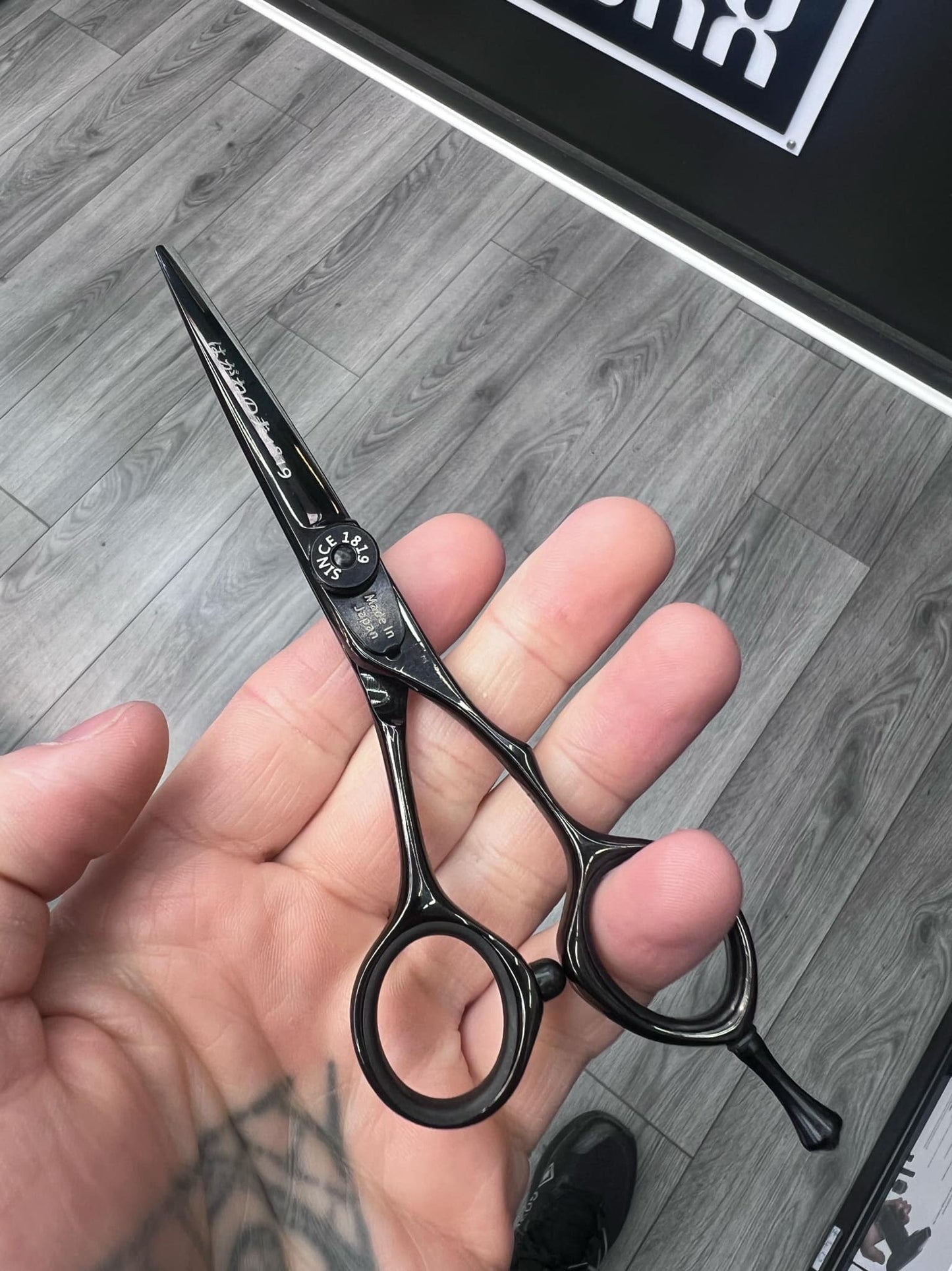 KungFu - 5.5 scissor - Black