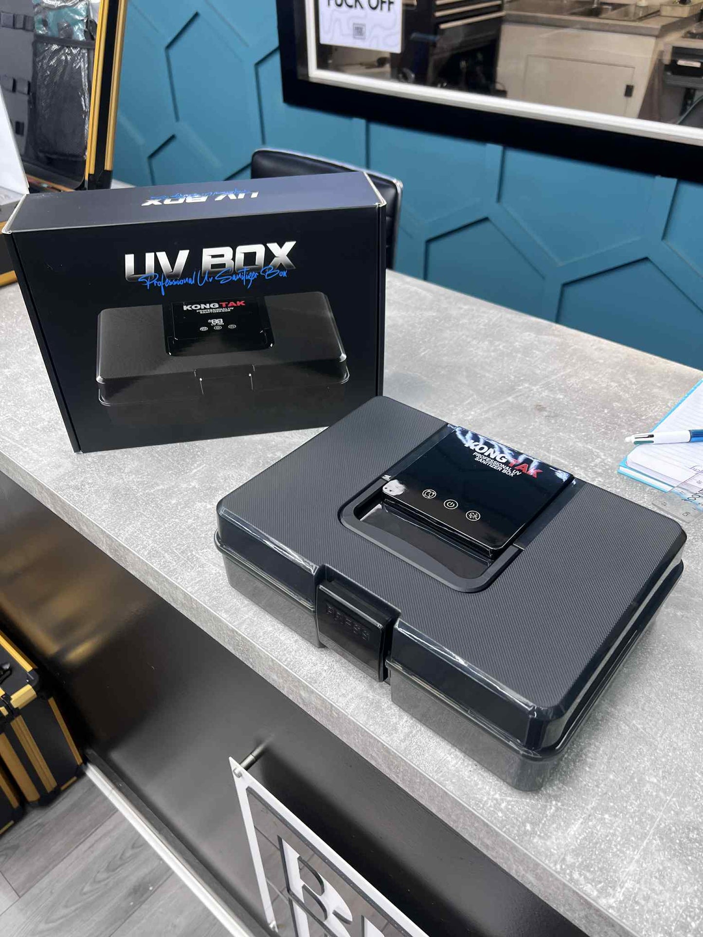UV Box